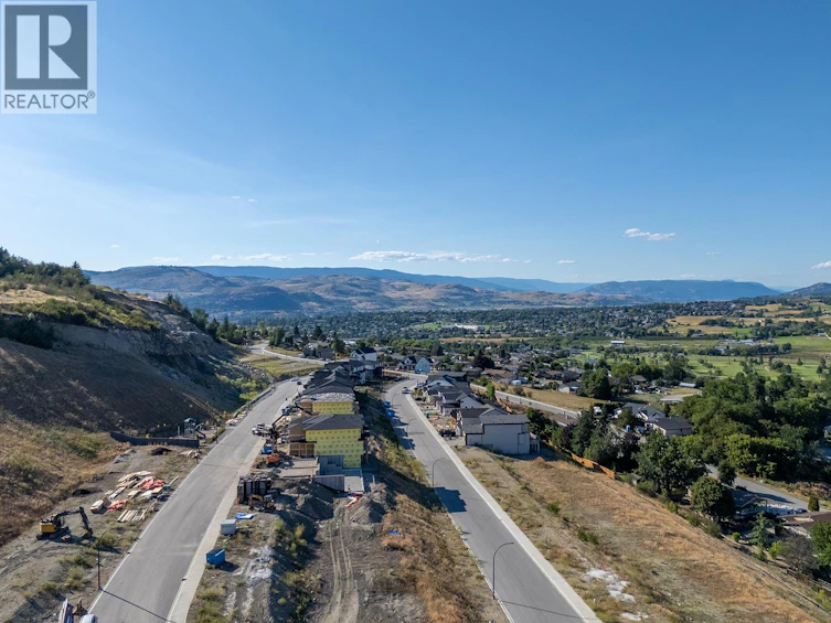 177 Sarsons Drive, Coldstream, BC, V1B 2P2 - 2