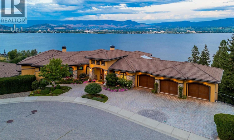 2513 Casa Palmero Drive