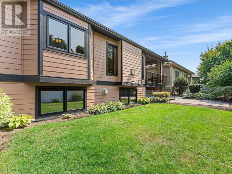 137-4450 Gordon Drive, Kelowna, BC, V1W 1T1 - 44