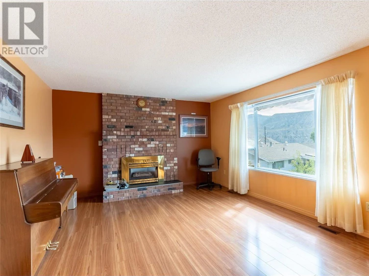 604 Pine Street, Ashcroft, BC, V0K 1A0 - 6