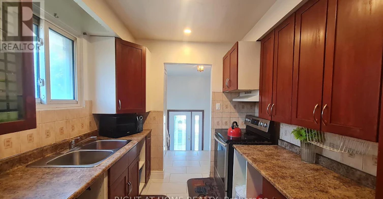 MAIN-55 Littleleaf Drive, Toronto, ON, M1B 1Y7 - 8