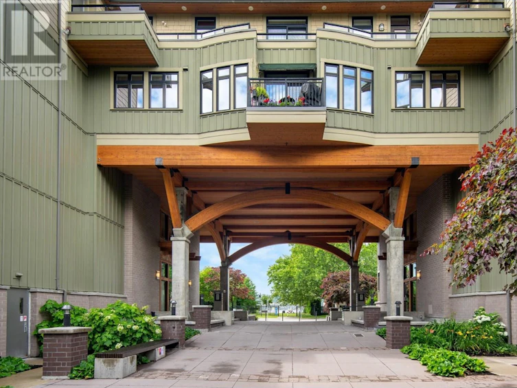 201-2901 Abbott Street, Kelowna, BC, V1Y 1G7 - 33