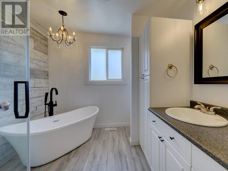 2505 Sandalwood Drive, Kamloops, BC, V2B 6V3 - 14