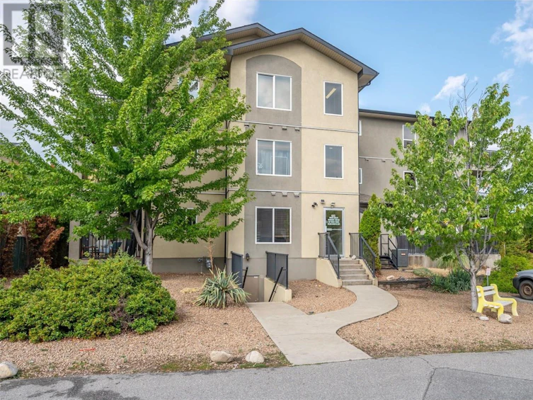 104-764 Government Street, Penticton, BC, V2A 4T3