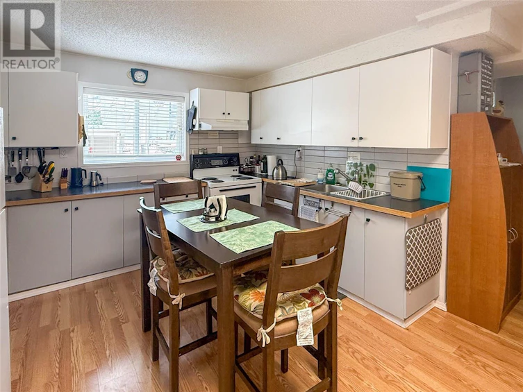 2044 Monteith Drive, Kamloops, BC, V2E 2G5 - 33