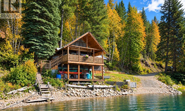 5276 Cariboo Lake Road