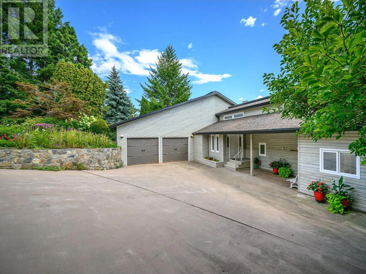 7994 Tronson Road, Vernon, BC, V1H 1C6 - 4