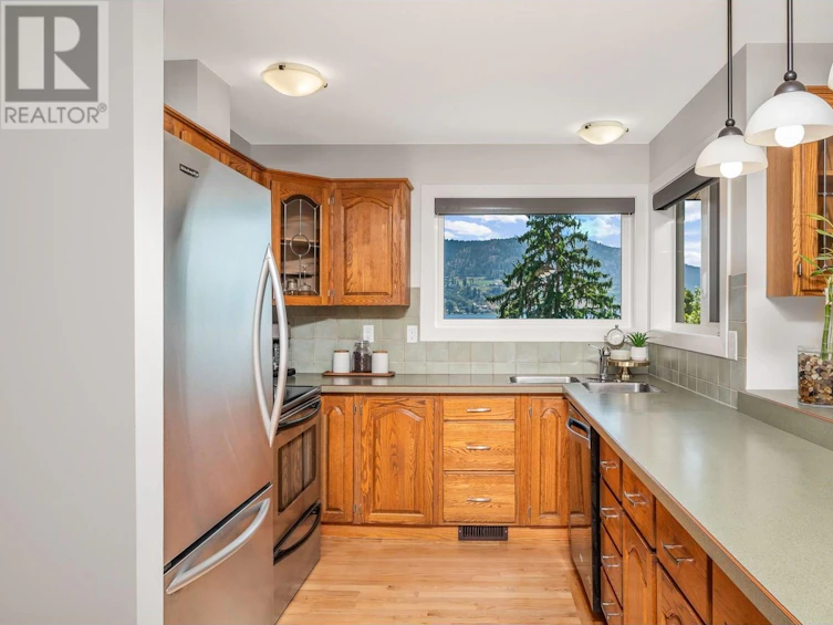 7994 Tronson Road, Vernon, BC, V1H 1C6 - 14