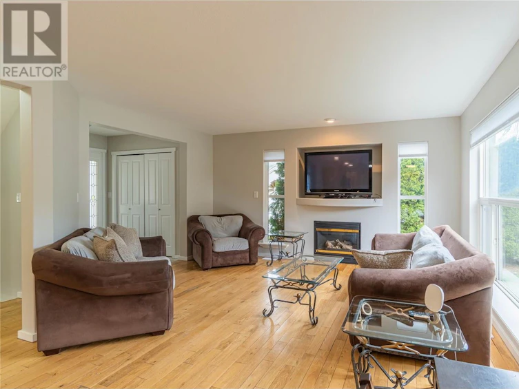 601 Bissette Road, Kamloops, BC, V2B 6L3 - 2