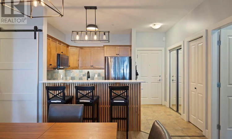102-2532 Shoreline Drive
