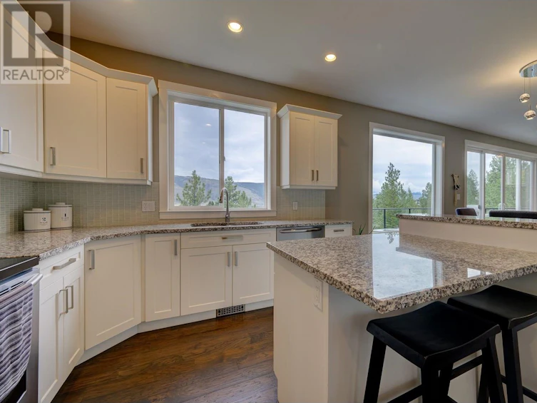 1790 Coldwater Drive, Kamloops, BC, V2E 2R3 - 4