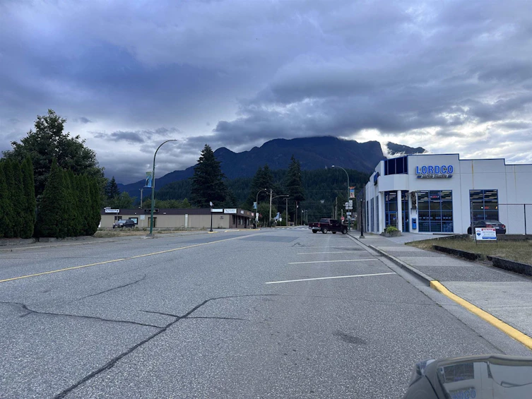 573 Wallace Street Hope, Hope, BC, V0X 1L0