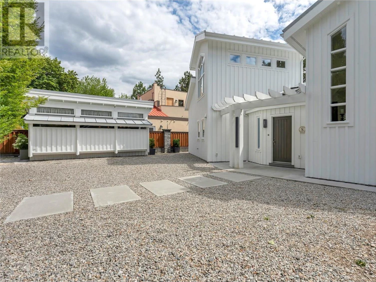 40 Robinson Point Road, Naramata, BC, V0H 1N1 - 52