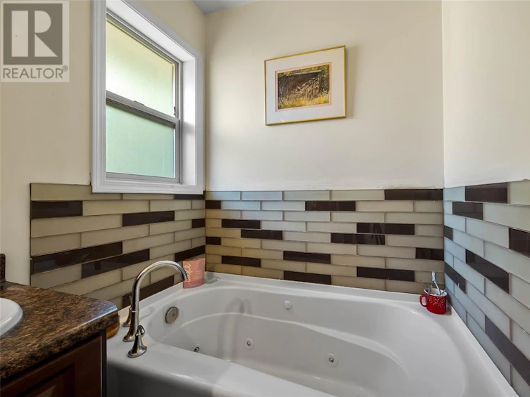 1848 Paul Lake Road, Kamloops, BC, V2H 1N8 - 18