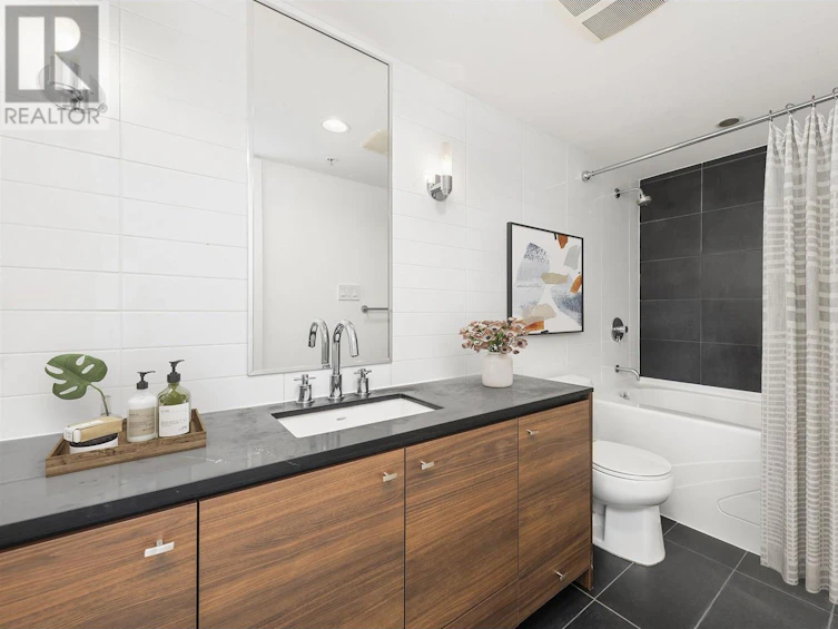 412-988 Richards Street, Vancouver, BC, V6B 8R2 - 17