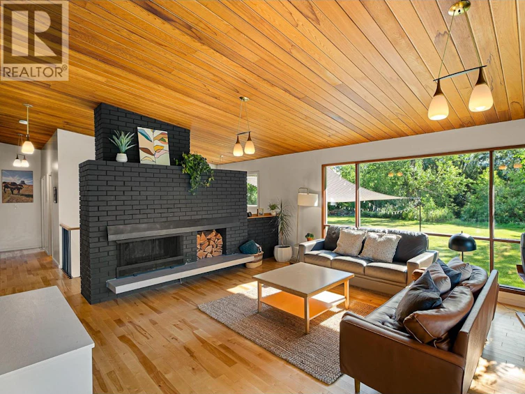 7161 Southwest 50 Avenue, Salmon Arm, BC, V1E 3C4 - 27
