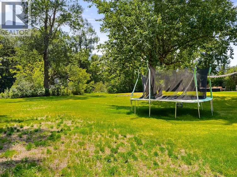 7161 Southwest 50 Avenue, Salmon Arm, BC, V1E 3C4 - 57
