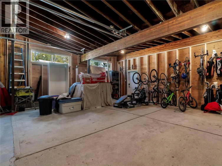 7161 Southwest 50 Avenue, Salmon Arm, BC, V1E 3C4 - 65