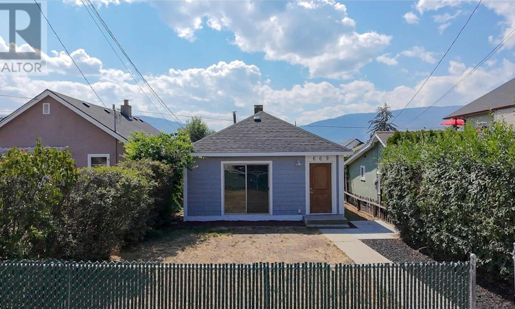 669 Haywood Street