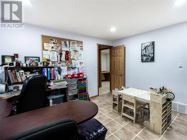 392 Teal Road, Kamloops, BC, V2H 1S5 - 29