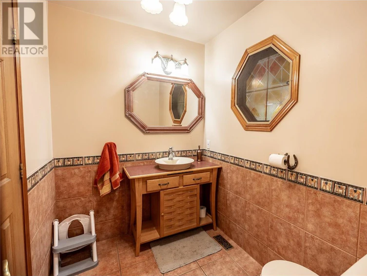 392 Teal Road, Kamloops, BC, V2H 1S5 - 25
