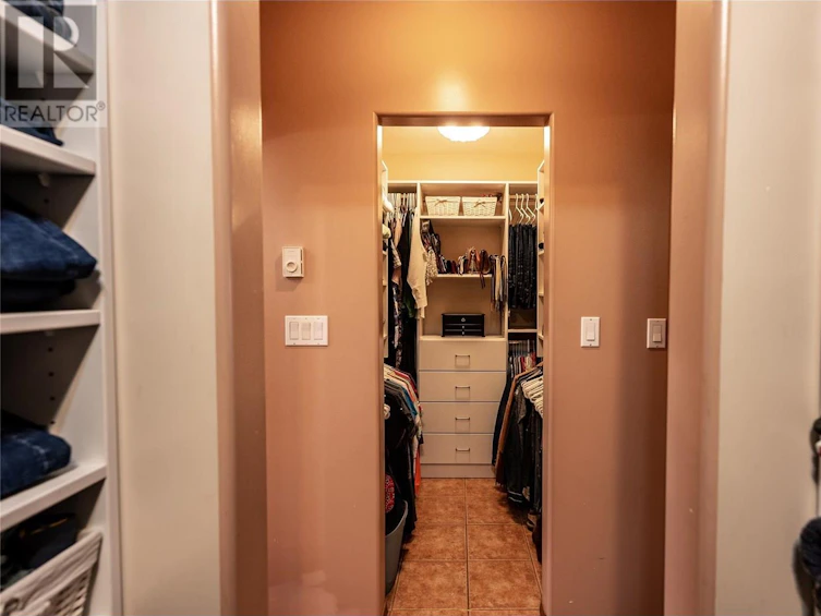 392 Teal Road, Kamloops, BC, V2H 1S5 - 23