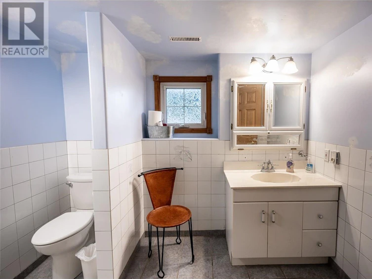 392 Teal Road, Kamloops, BC, V2H 1S5 - 30