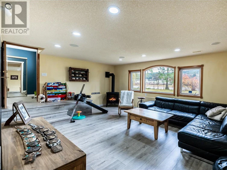392 Teal Road, Kamloops, BC, V2H 1S5 - 33