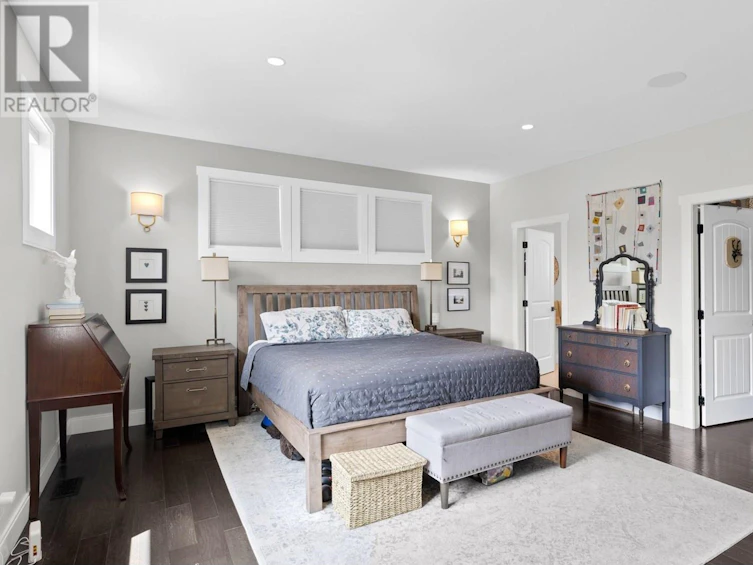 935 Laurier Avenue, Kelowna, BC, V1Y 6A9 - 24