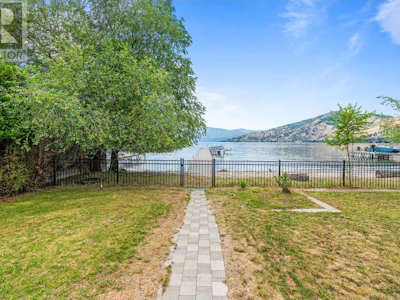 2640 Lakeshore Road - 5
