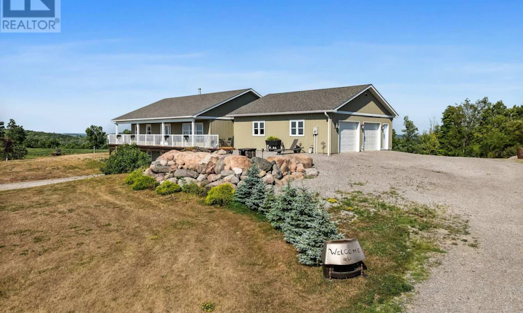 1526 County 2 Road