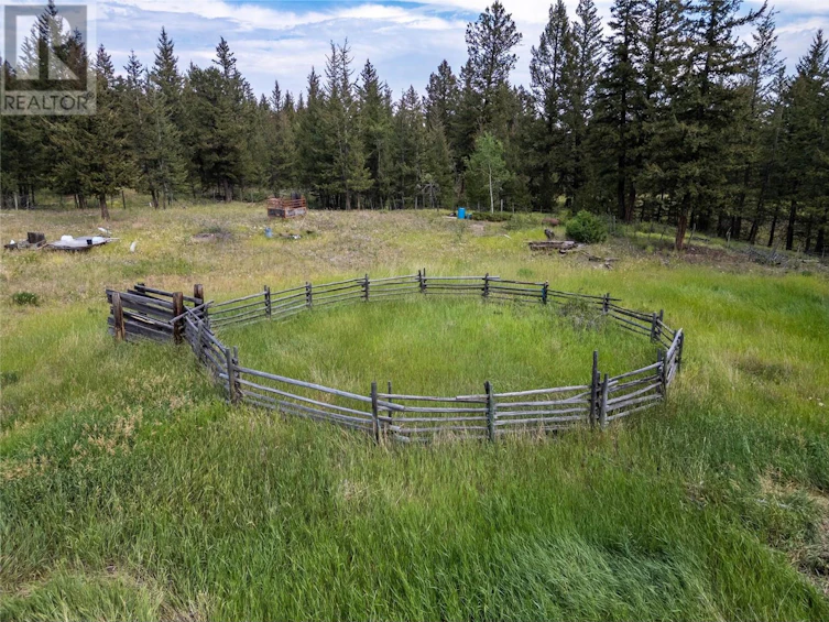 8832 Cariboo 97 Highway, Clinton, BC, V0K 1K0 - 11