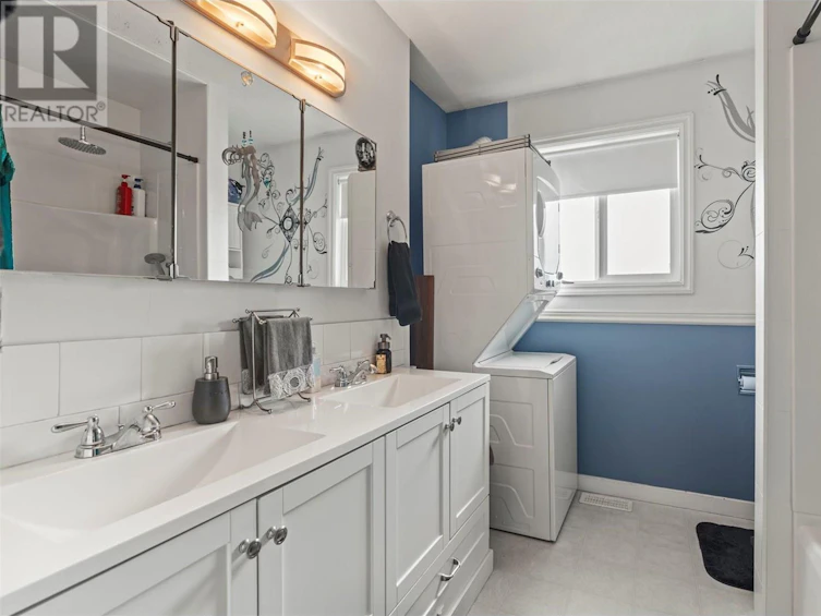 2104 11 Street, Vernon, BC, V1T 3S2 - 11
