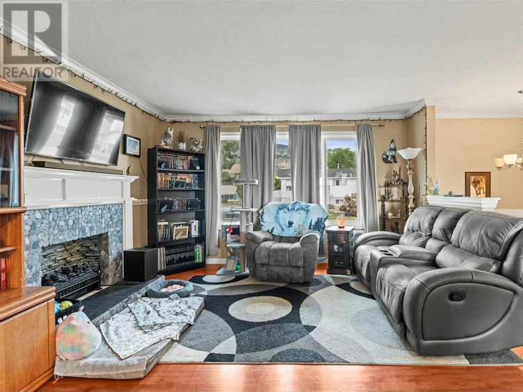 2104 11 Street, Vernon, BC, V1T 3S2 - 4