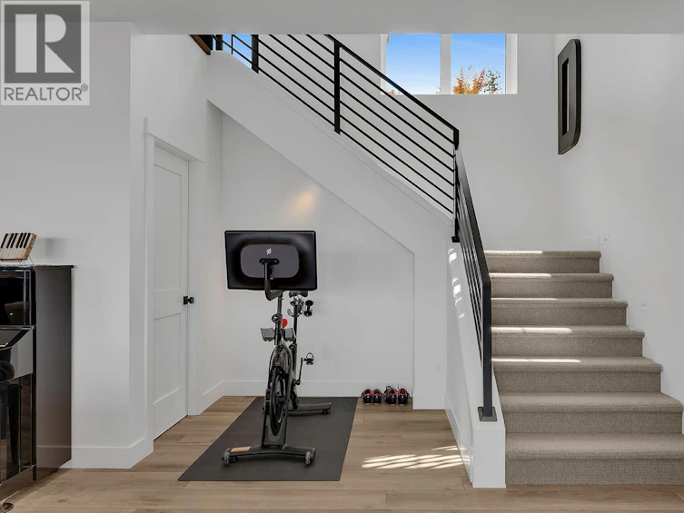 5670 Mountainside Court, Kelowna, BC, V1W 5L5 - 37
