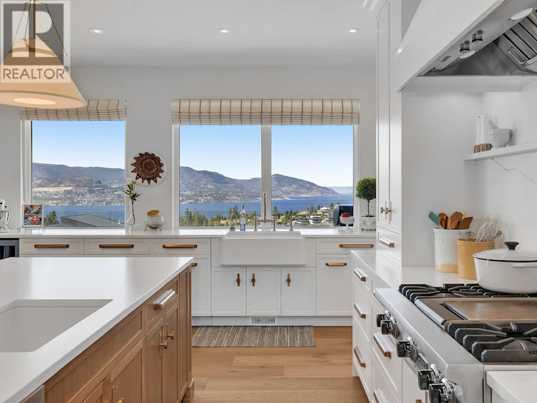 5670 Mountainside Court, Kelowna, BC, V1W 5L5 - 9