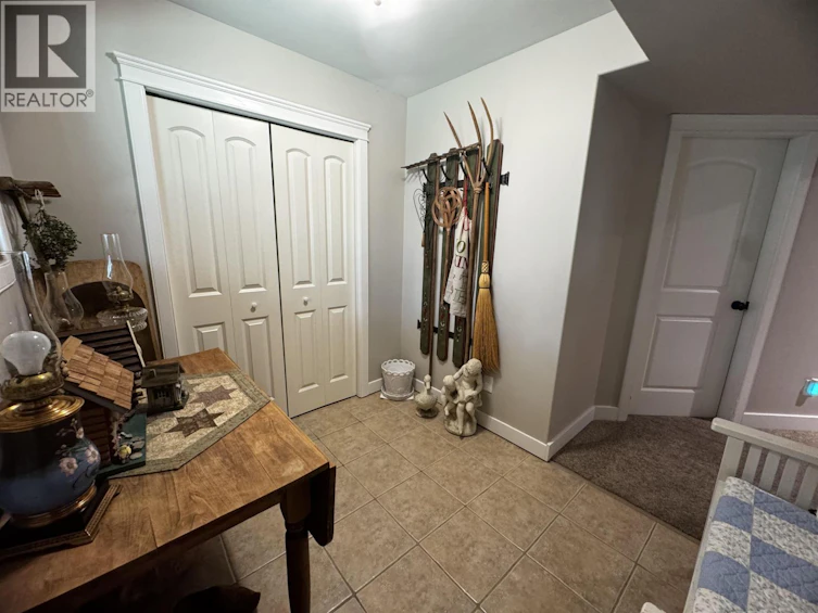 5462 Elliot Lake Road, 100 Mile House, BC, V0K 2E1 - 39