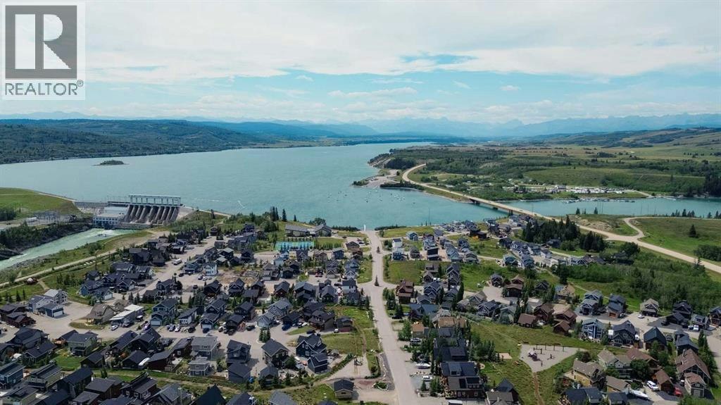 236 Cottage Club Crescent, Rural Rocky View County, AB, T4C 1B1
