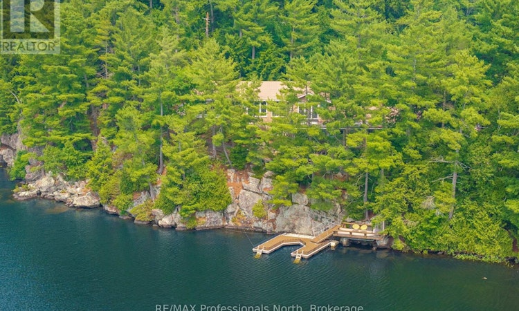 1077 Precambrian Drive North