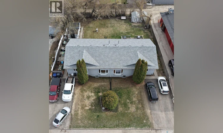804-806 9th Avenue W