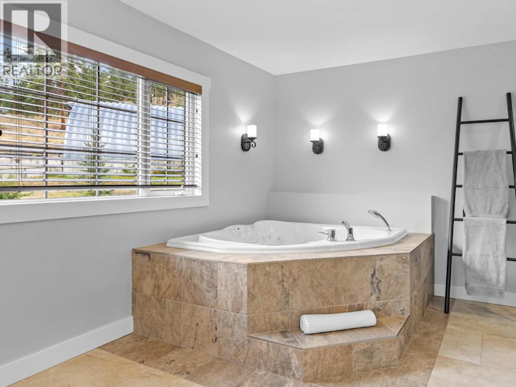 11777 Morrow Avenue, Summerland, BC, V0H 1Z8 - 41