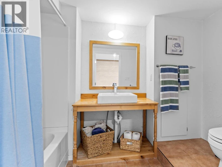 11777 Morrow Avenue, Summerland, BC, V0H 1Z8 - 65