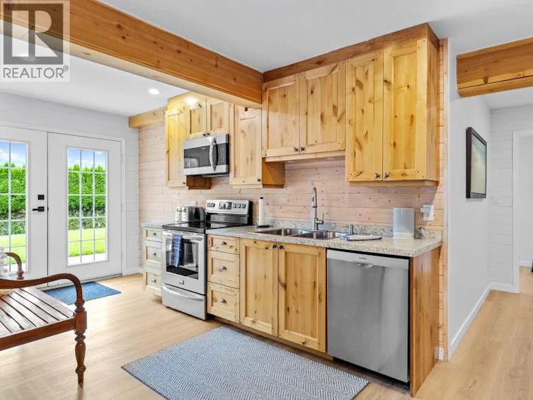 11777 Morrow Avenue, Summerland, BC, V0H 1Z8 - 52