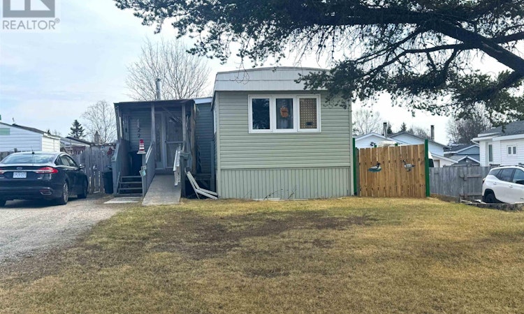 22 Jackson Crescent