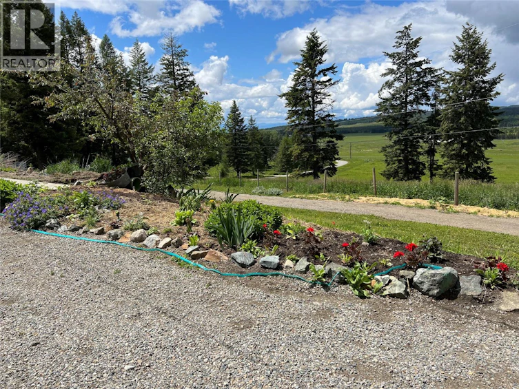 1414 Kelly Road, Bridesville, BC, V0H 1B0 - 11