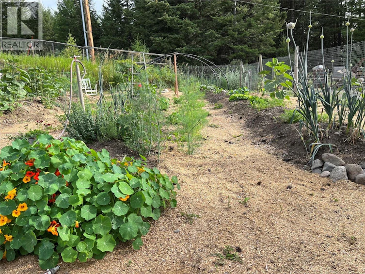 1414 Kelly Road, Bridesville, BC, V0H 1B0 - 14