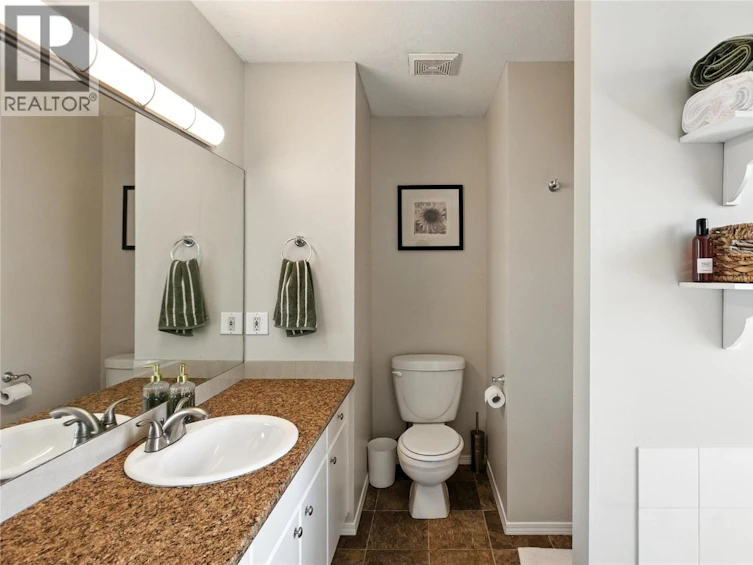 2683 Skeena Drive, Kamloops, BC, V2E 2M9 - 30