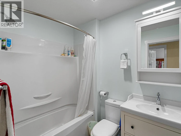 7101 Northeast 51 Street, Salmon Arm, BC, V0E 1K0 - 17