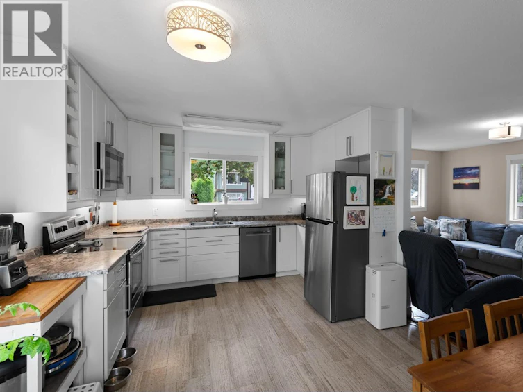 7101 Northeast 51 Street, Salmon Arm, BC, V0E 1K0 - 9
