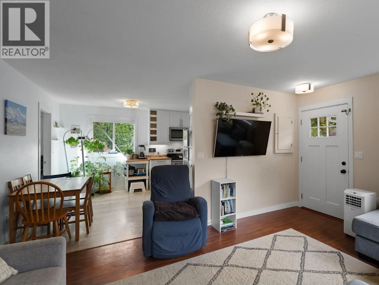 7101 Northeast 51 Street, Salmon Arm, BC, V0E 1K0 - 11